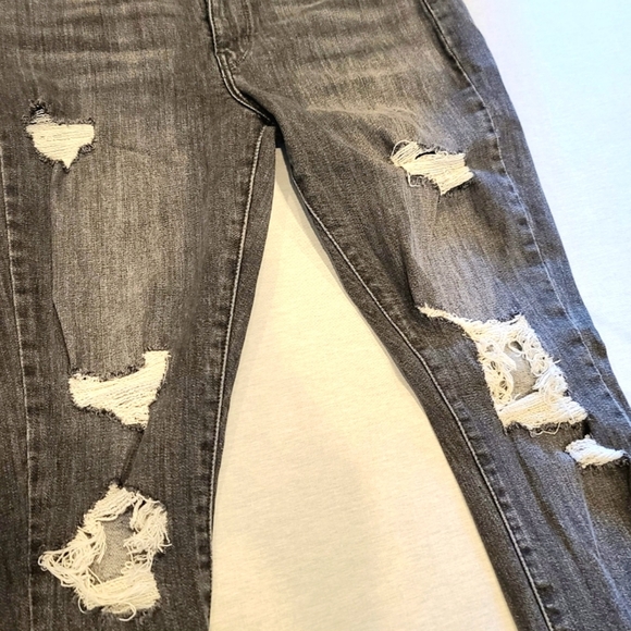 Levi's Gray Straight Leg Jeans Women Size 8 - Picture 2 of 3